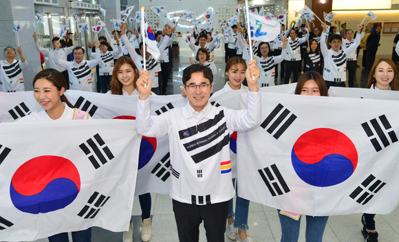 ‘독도사랑’ 플래시몹 장면. <사진=경상북도>