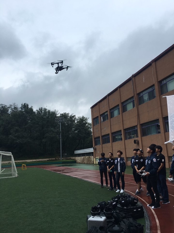 대경대 드론과 학생들이 실습을 하고 있다. <사진=대경대>