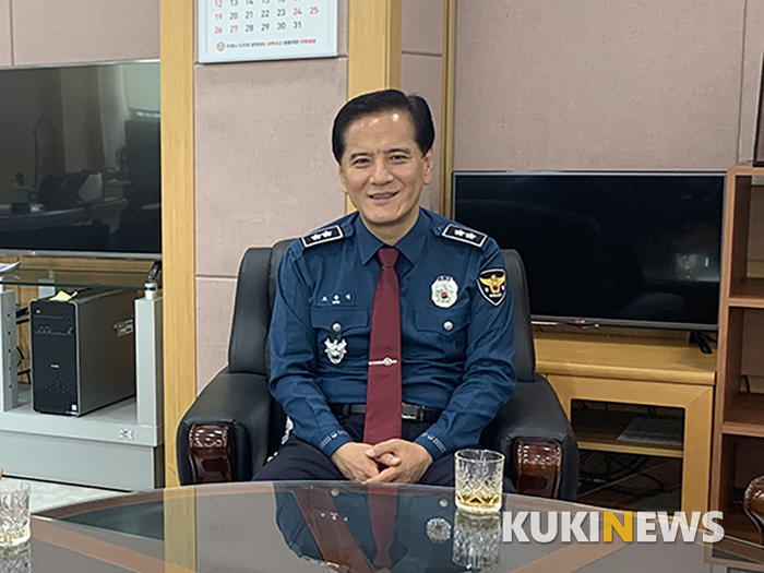 조용식 전북지방경찰청장은 16일 쿠키뉴스와 가진 차담에서 민생치안 확보에 심혈을 기울이고 있다고 말했다.