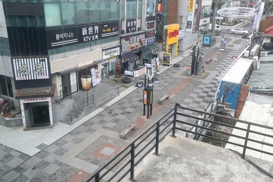 한산한 모습의 제주 누웨마루 거리, 사진=연합뉴스