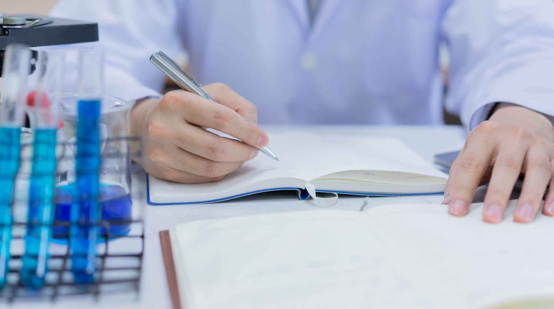 의료공백 속 발목 잡힌 임상시험…“스타트업 존속 흔들어”