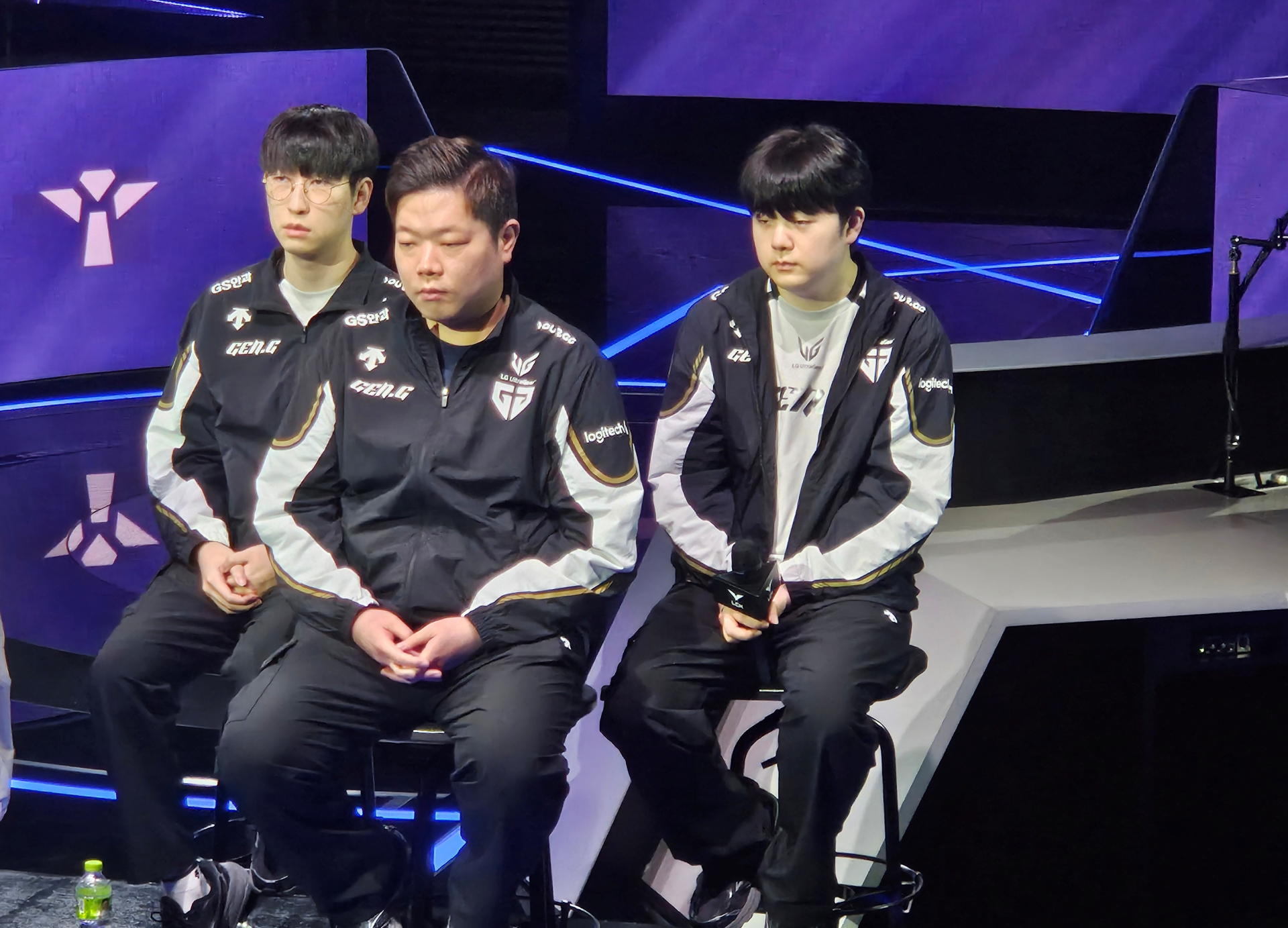 고동빈 감독 “이미 이길 수 있음을 증명”, 김정수 감독 “지난 경기 많이 배웠다” [쿠키 현장]