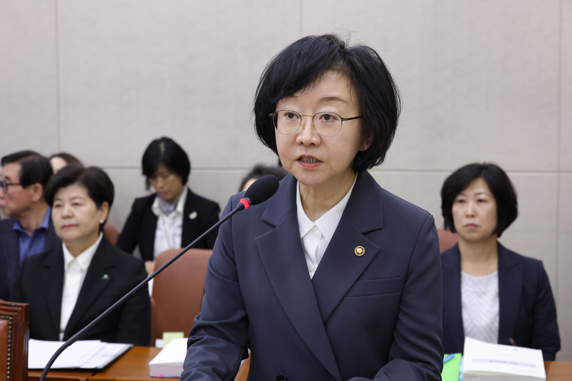 국감 오른 'AI 의사'…식약처 "관련 규정 없어 단속 어려워 [2025 국감]