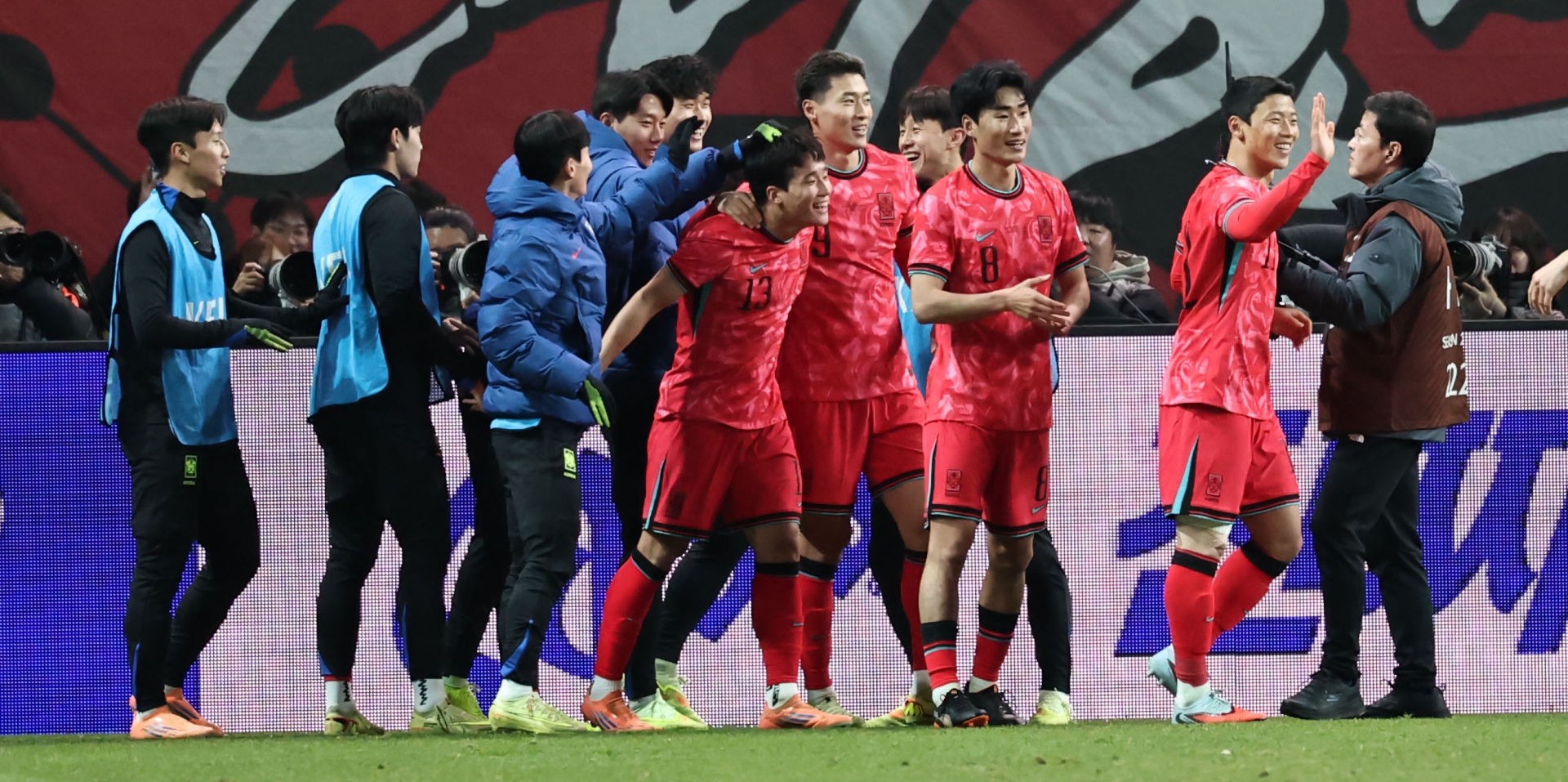 만족스럽지 못한 빌드업·조직력…한국, 가나에 1-0 신승